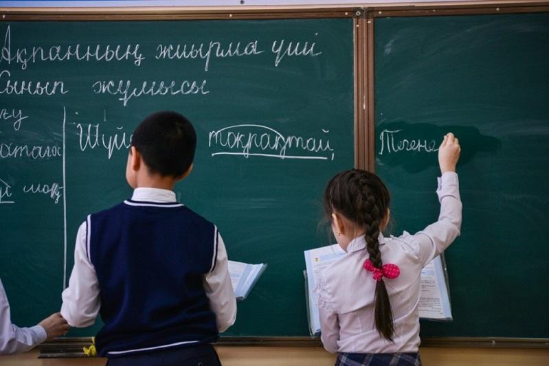 К 2024 году во всех школах Казахстана будут предметные кабинеты