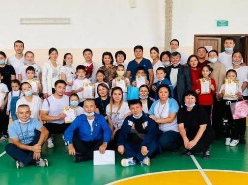 Бастауыш сыныптар арасында Отбасылық сайыстан