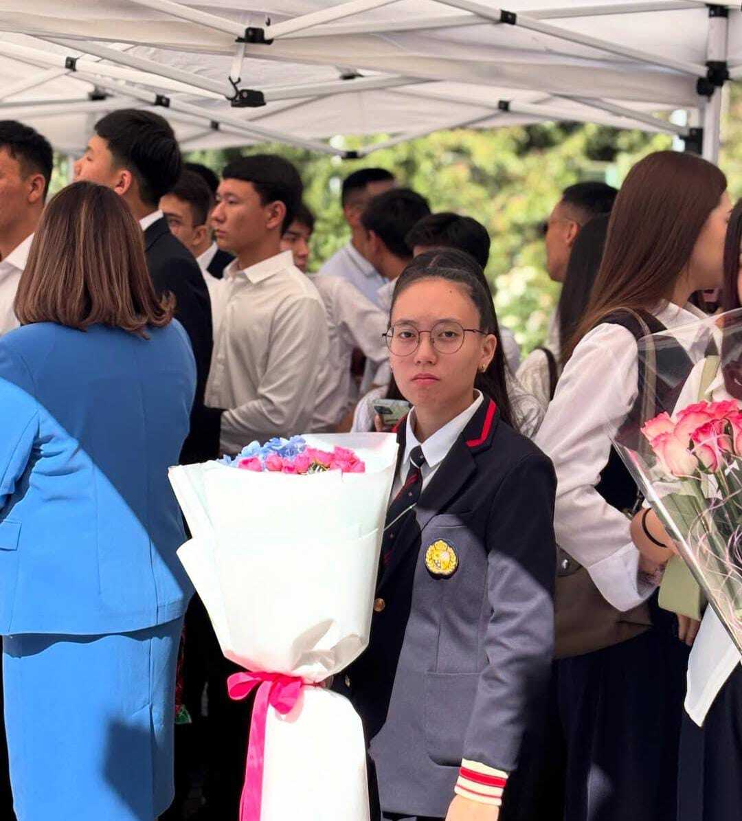 "Мектебім- мейірім мекені" 1-қыркүйек білім күні құтты болсын!!!