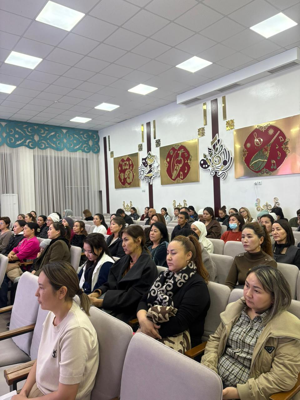 Мектепішілік ата-аналар жиналысы